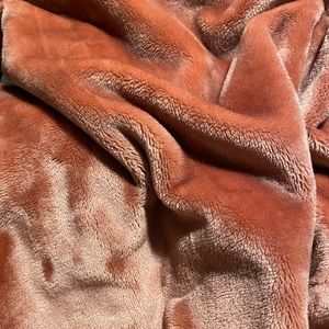 Dusty rose throw blanket